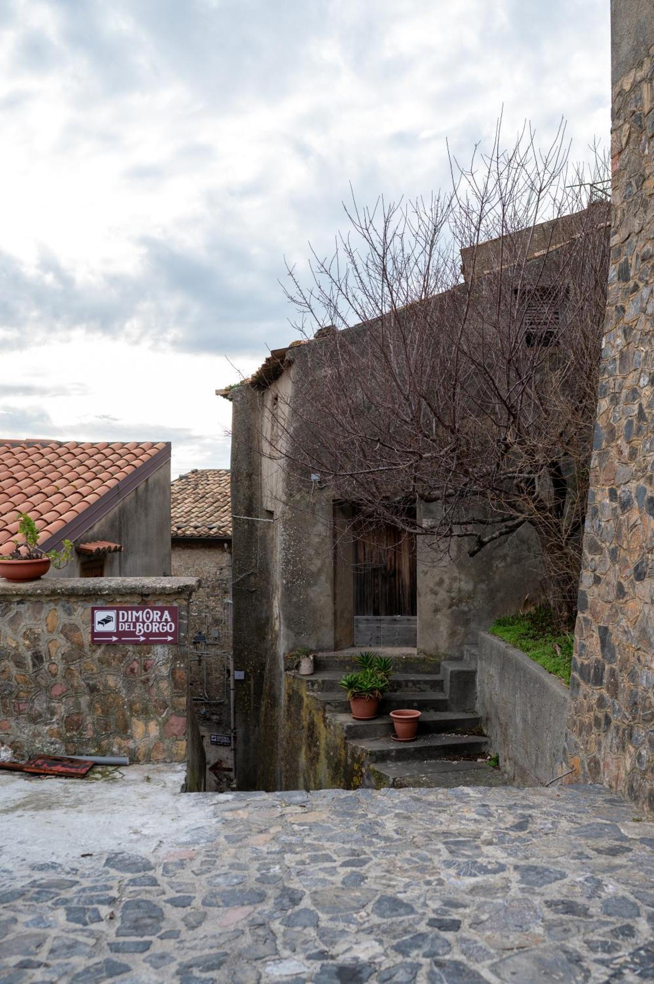 Dimora Del Borgo Affittacamere Sangineto Exterior photo